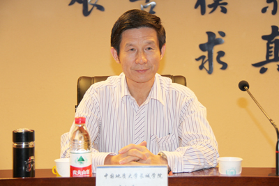 2012年教師節(jié)表彰大會(huì)隆重舉行