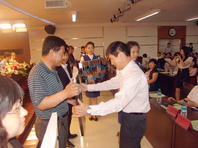 積極探索應用型人才培養模式  全力搭建就業實習平臺——我院召開第一屆校企共建大學生就業實習基地洽談簽約會