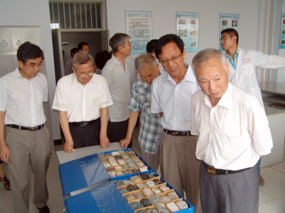 學(xué)院迎接校內(nèi)自評(píng)專家組評(píng)審  深入推進(jìn)學(xué)士學(xué)位評(píng)建工作