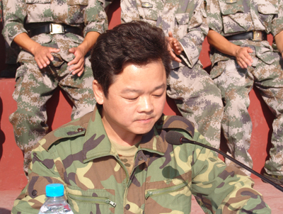 2010級新生軍訓開營式隆重召開