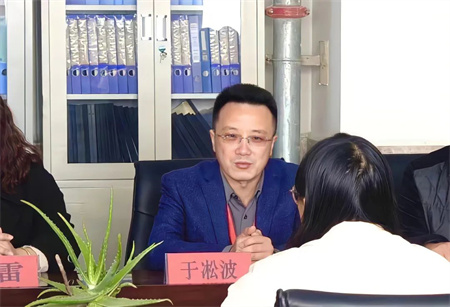 “建功新時(shí)代，巾幗綻芳華”——保定理工學(xué)院藝術(shù)學(xué)院“三八婦女節(jié)，關(guān)懷暖人心”