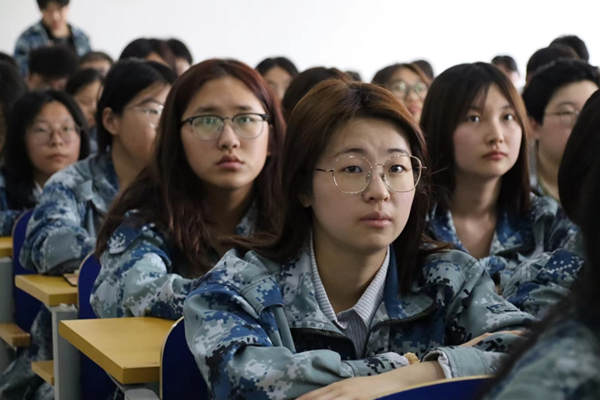 榜樣引領｜保定理工學院｜管理學院｜優秀畢業生路建軍經驗交流分享會