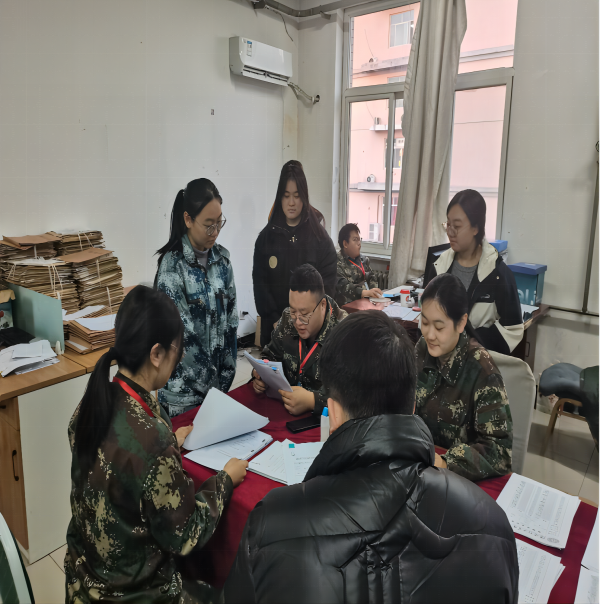 保定理工學院||管理學院||傾瀉關愛陽光 助力夢想遠帆——我院輔導員指導學生職業生涯規劃大賽