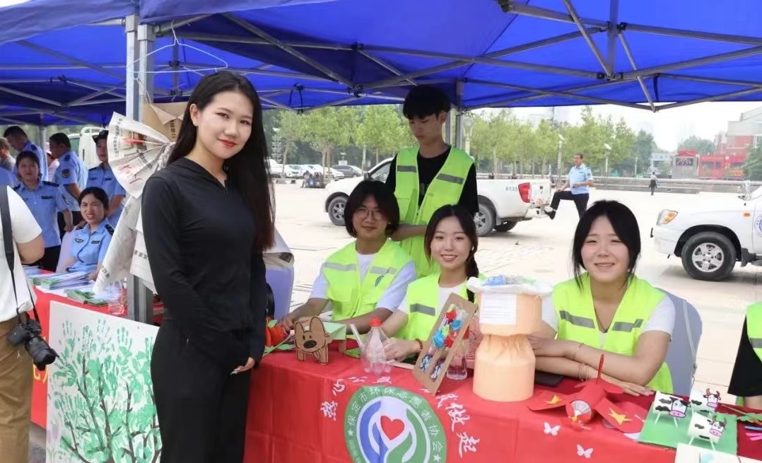 志愿服務助你我   生態保護靠大家