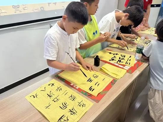 社會實踐（十七）|七彩假期護童夢，情暖童心傳文明①——保定理工學院經濟學院“三下鄉”社會實踐