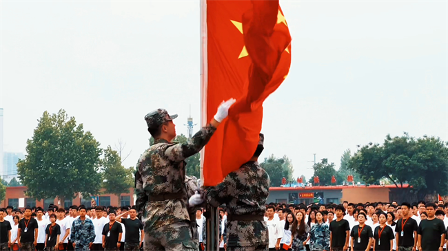 銳意青春，強國力行——我校舉行2024級新生開學典禮