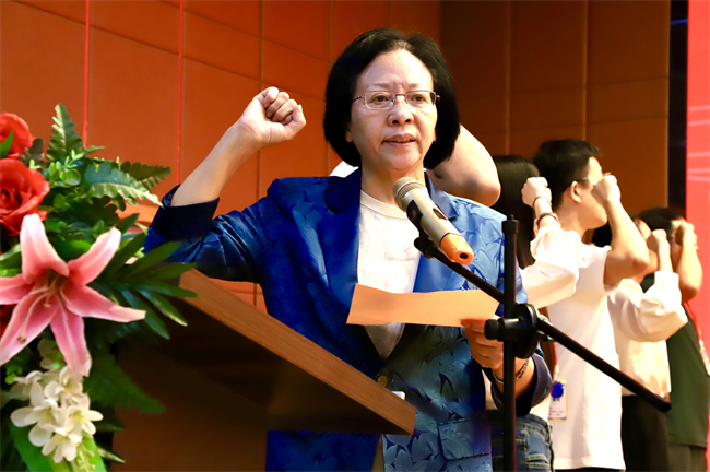 大力弘揚教育家精神，加快建設教育強國——我校召開2024年教師節表彰大會