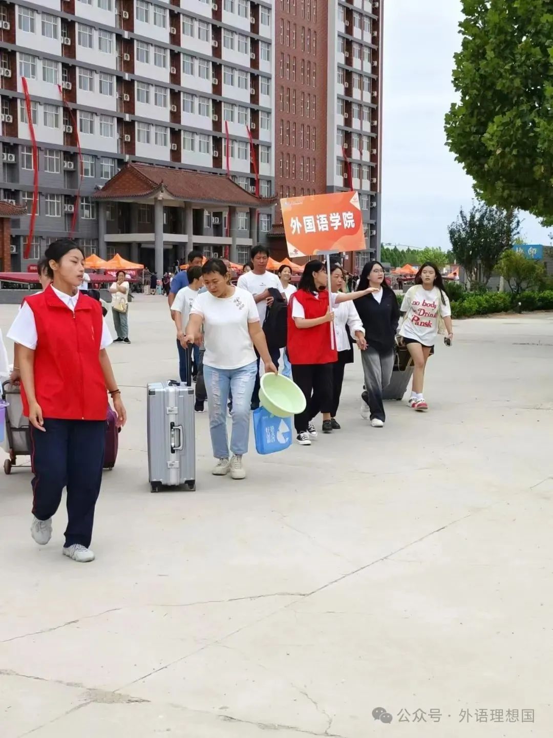 我為同學做實事 | 外國語學院“新程璀璨，迎新啟盛