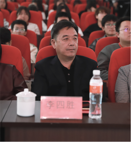 我校“美育大講堂”盛大啟幕：馬力開講 “古代衙署建筑藝術與現代展陳藝術——以直隸總督署為例”