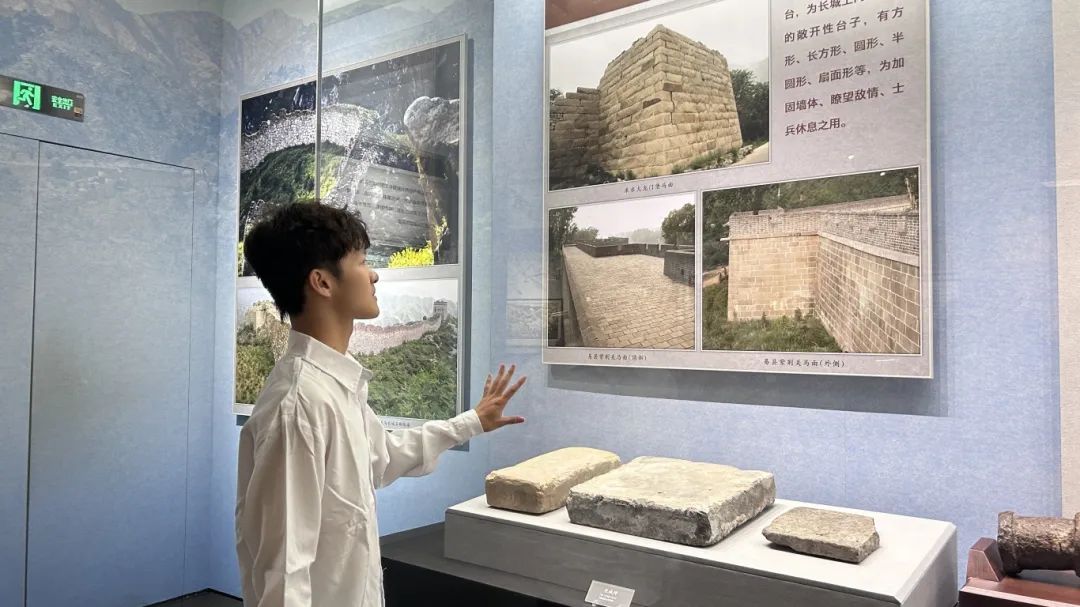 保定理工學院經濟學院組織學生前往保定市博物館開展“尋訪追憶崢嶸路，實踐奮斗顯擔當”愛國主義教育實踐活動