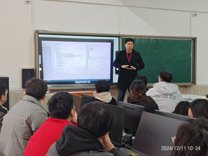 【匠心育師·師道傳承】強技能，促提升—信息科學與工程學院教師技能系列培訓（十七）順利開展
