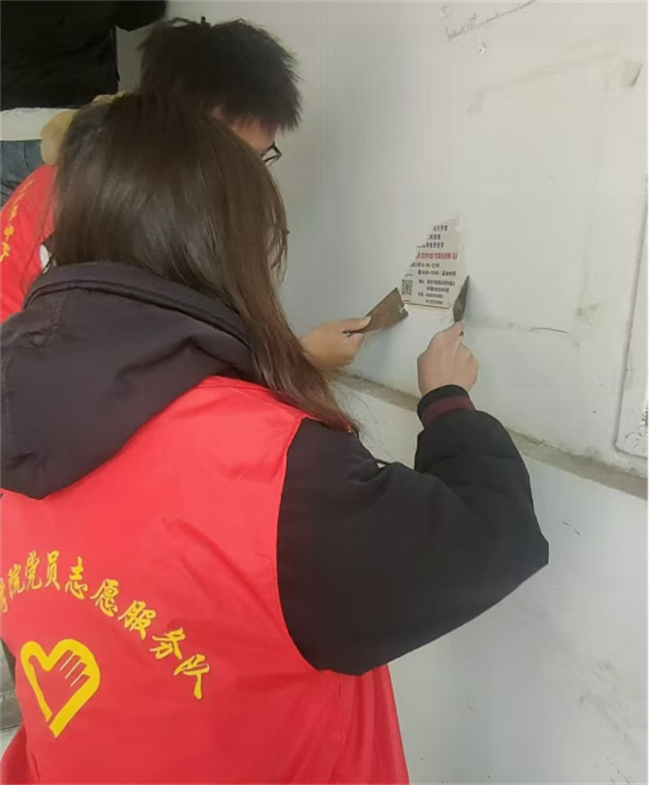 踐行雷鋒精神 奉獻點亮青春——保定理工學院開展學習雷鋒精神主題活動
