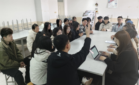 聚焦行業需求 共話實踐育人 ——廣電專業2025人才培養方案修訂師生座談會