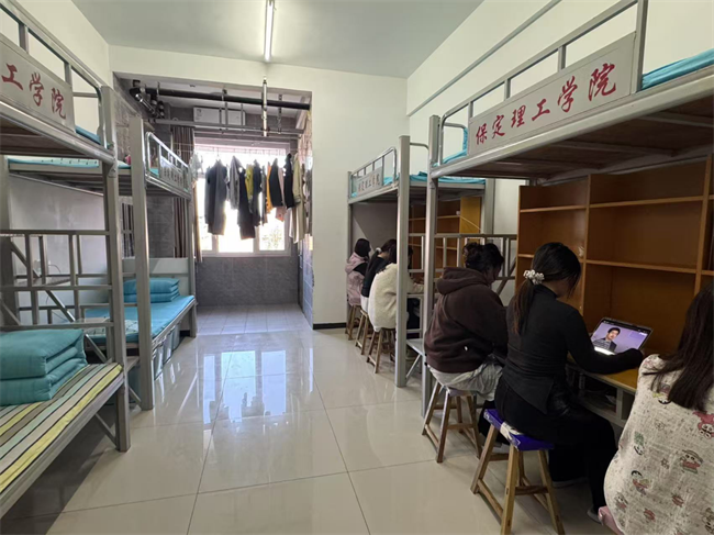以安全教育之基，筑平安校園之廈——保定理工學(xué)院組織觀看2025年春季全國消防安全公開課