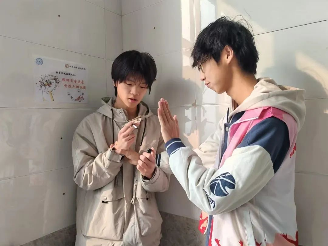 學習雷鋒精神，踐行教育使命——教育學院雷鋒月志愿服務活動