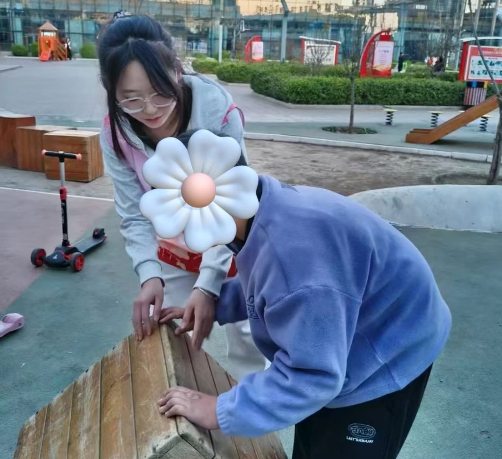 學習雷鋒精神，踐行教育使命——教育學院雷鋒月志愿服務活動