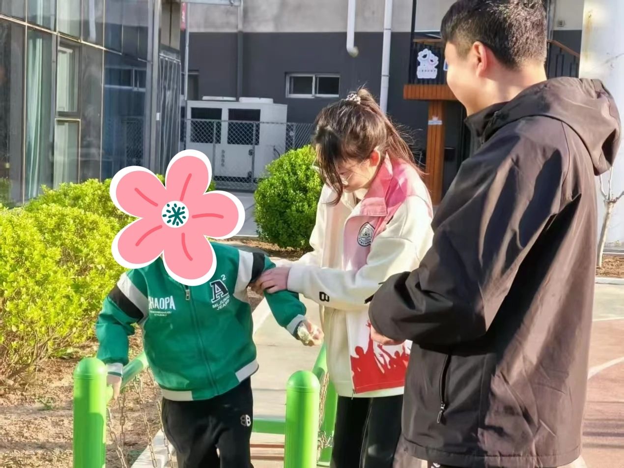 學習雷鋒精神，踐行教育使命——教育學院雷鋒月志愿服務活動