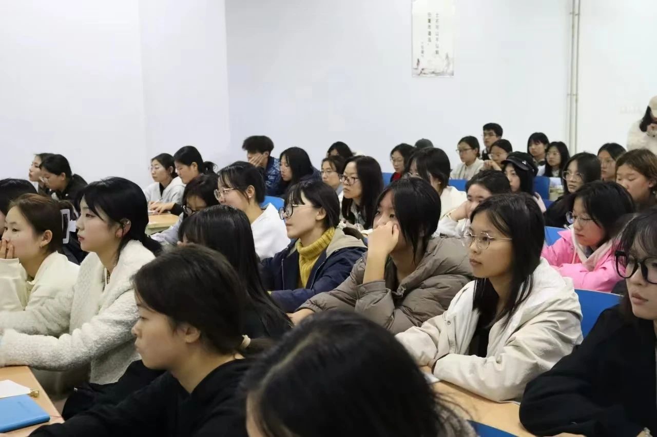 學風潤心田  善思力行正當時