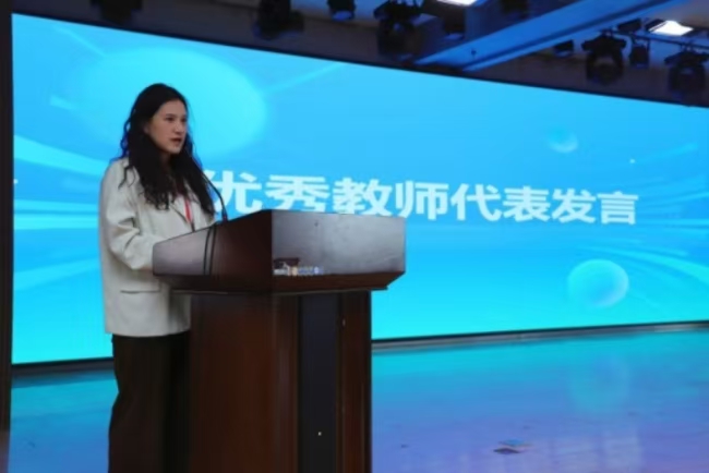 書香浸潤校園，閱讀賦能評估 ——保定理工學院圖書館舉辦2025年世界讀書月啟動儀式
