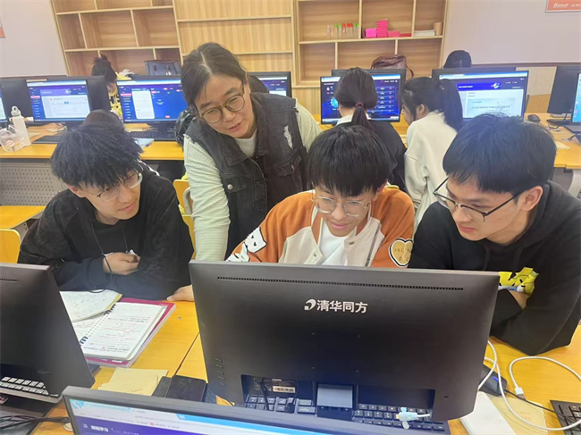 以賽促學育英才 數智爭鋒展鋒芒——保定理工學院學子在全國企業競爭模擬大賽中喜獲多項國家級榮譽