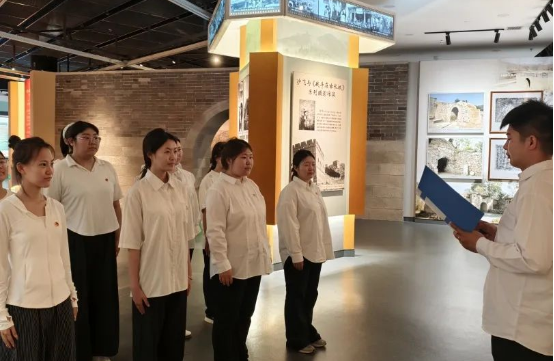 探秘千年文脈，共赴文化之約———會計學(xué)院師生赴保定市博物館開展沉浸式研學(xué)