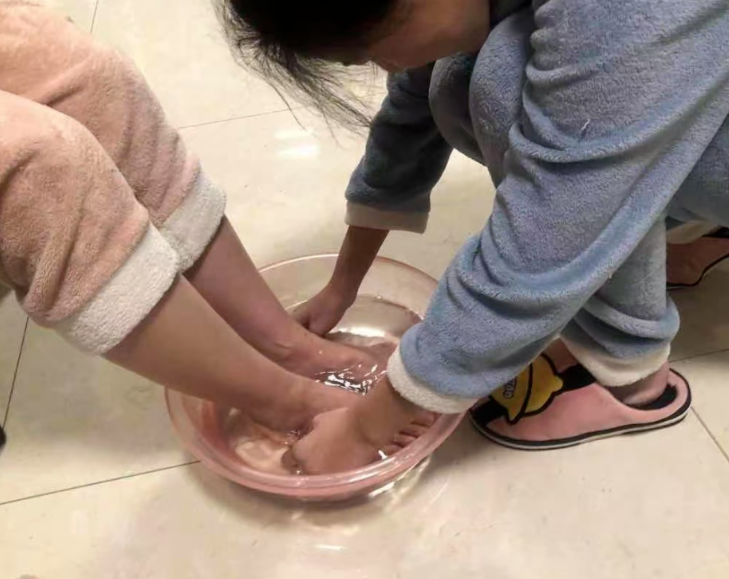 孝老愛親傳佳話，弘揚美德樹新風——感恩教育