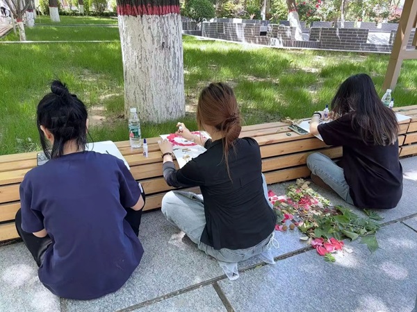 體驗式教育|保定理工學院|管理學院|創意勞動課助力無煙校園與文明出行建設