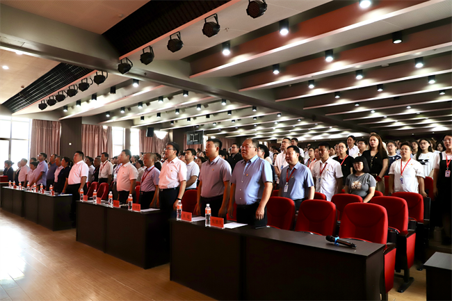 保定理工學院隆重舉行慶祝建黨104周年暨2024-2025學年“兩優(yōu)一先”表彰大會