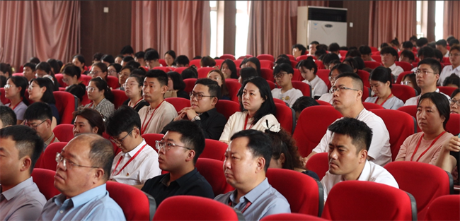 音樂黨史潤初心 紅色旋律憶征程保定理工學(xué)院攜手晉察冀邊區(qū)革命紀(jì)念館奏響音樂黨史課華彩新章