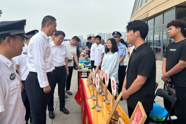 【禁毒同行，青春擔(dān)當(dāng)】揚(yáng)青春無(wú)毒風(fēng)帆，筑生命安全港灣——我院受邀參加“6·26國(guó)際禁毒日”主題宣傳活動(dòng)