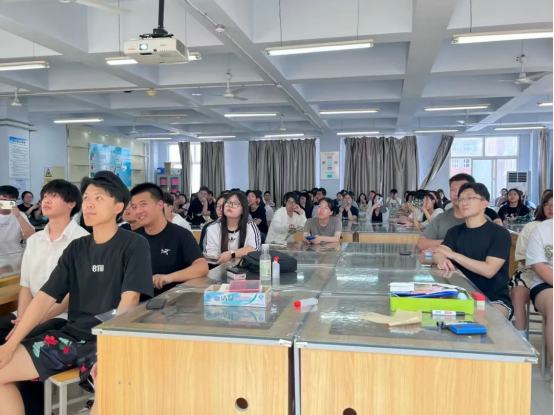 會計學院“五大路徑”——特色育人體系構建與實踐