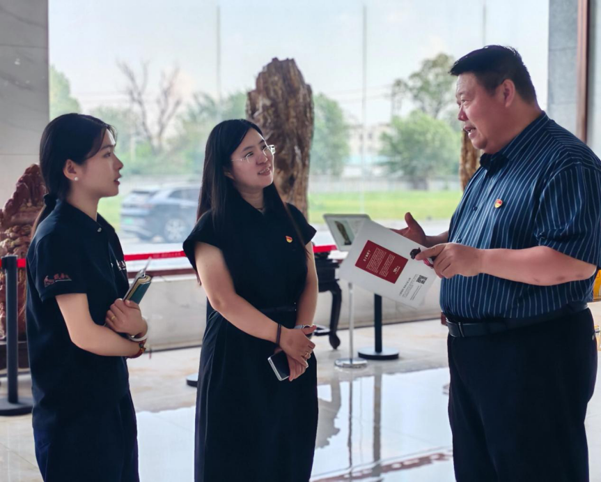 保定理工學(xué)院教育學(xué)院開展“VR 重走長征路”活動：科技賦能紅色教育沉浸式體驗讓長征精神直抵人心