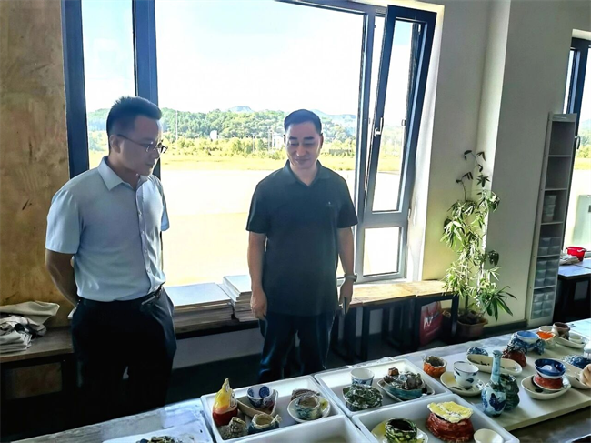 深化產教融合 致力非遺傳承——保定理工學院校領導赴易水硯有限公司共商合作