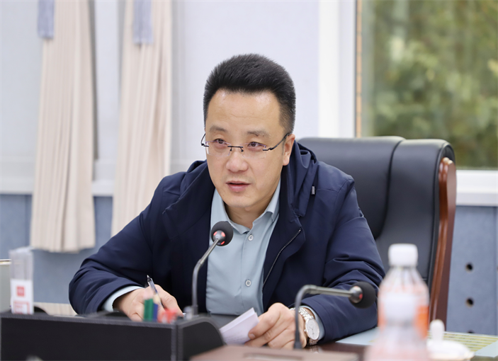 情暖重陽 共話發(fā)展——保定理工學(xué)院舉辦2025年重陽節(jié)老專家老教授茶話會