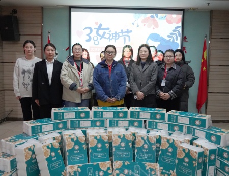 藝享時光 悅己同行 ——保定理工學(xué)院藝術(shù)學(xué)院舉辦婦女節(jié)茶話會