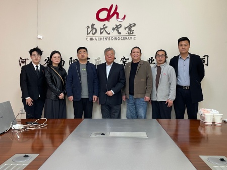 深化產教融合 賦能非遺傳承 ——保定理工學院藝術學院赴曲陽陳氏定窯 開展校企合作調研