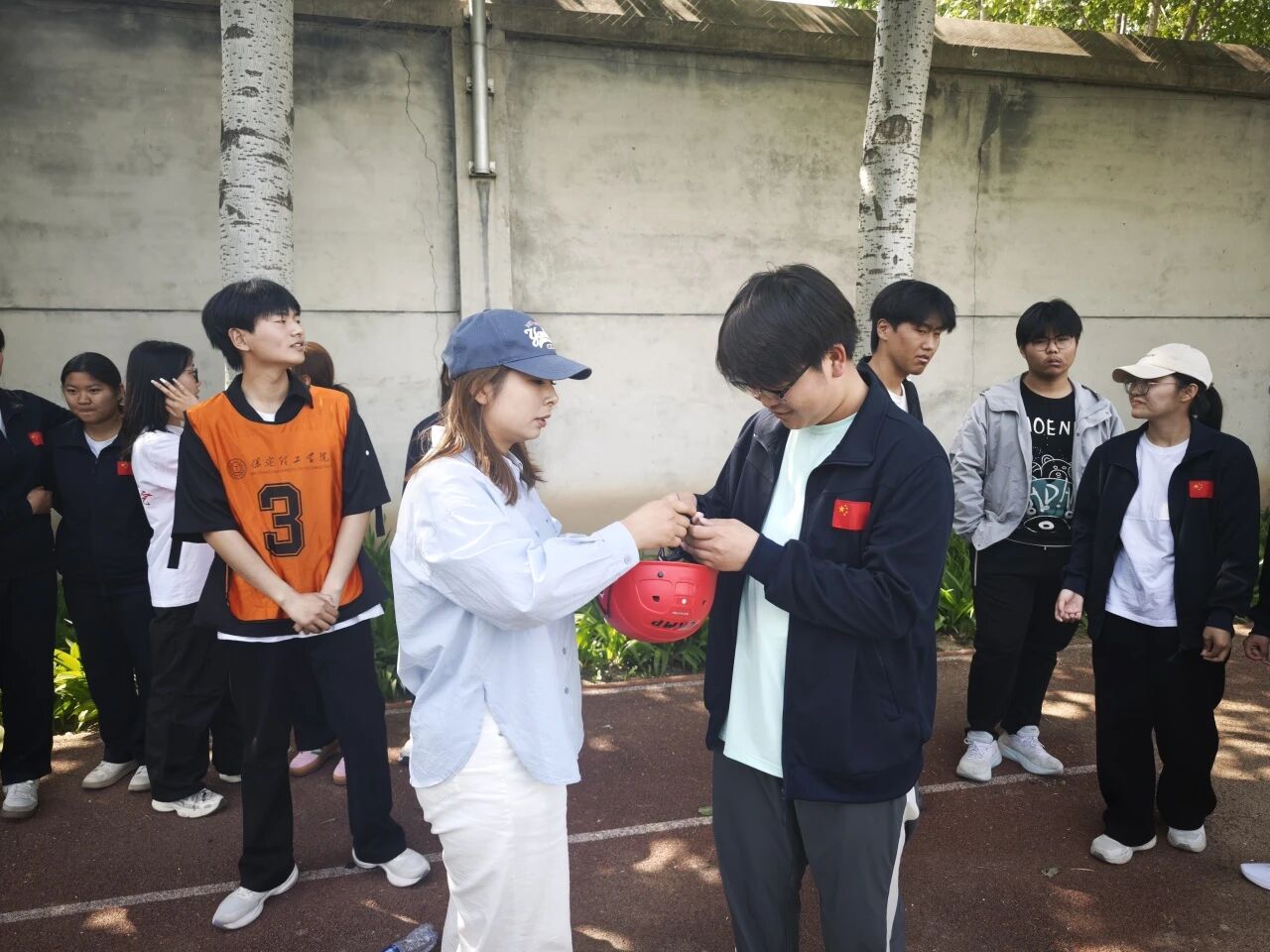 思政引領鑄魂 體驗賦能育人——保定理工學院管理學院開展體驗式拓展實踐活動