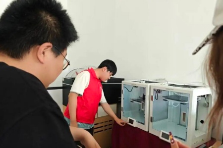 受助懷初心 回饋赴新程 | 保定理工學院藝術學院助學金獲得者以藝踐行感恩