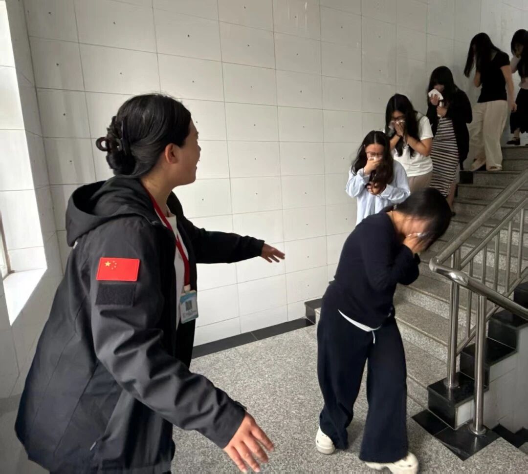 筑牢安全防線 守護平安校園——我校管理學院扎實開展春季消防應急疏散演練
