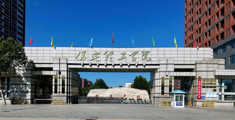 校園風(fēng)光