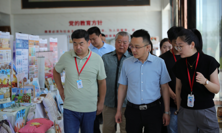 創意為光?奔赴未來！保定理工學院藝術學院 2026屆本科畢業設計作品展開幕