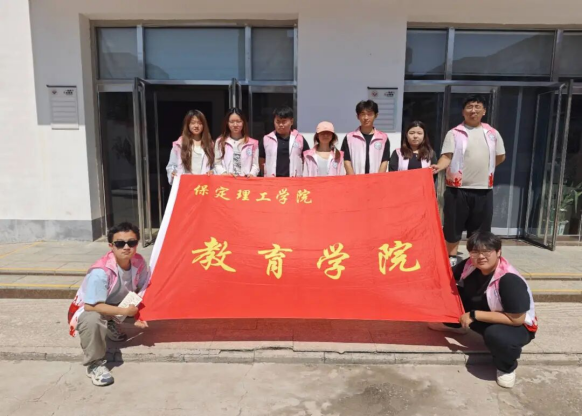 【教育學院·學院快訊】同講普通話，攜手進萬家——教育學院推廣普通話進龍泉社區