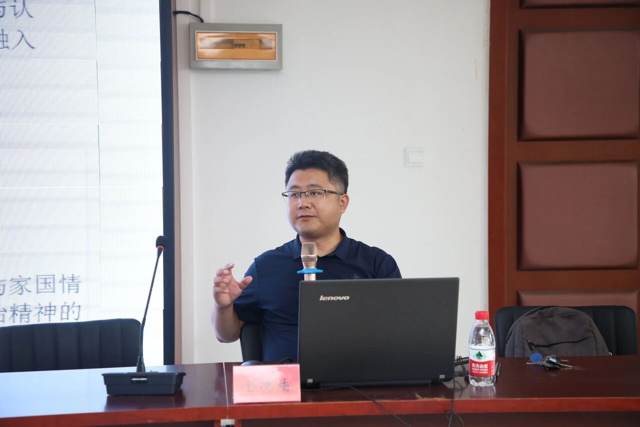 紅色鑄魂協(xié)同育人 校地共建思政新篇——我校聯(lián)合河北大學(xué)馬院、淶源縣教體局簽訂大中小學(xué)思政課一體化共建協(xié)議