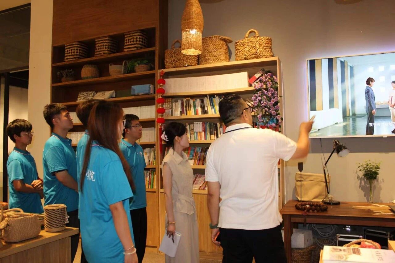 暑期“三下鄉”｜管理科學與工程學院學子開展鄉村美育幫扶實踐活動