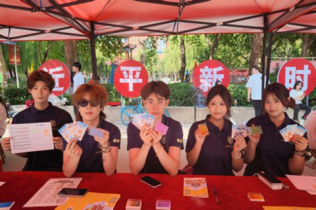 藝承文脈迎新至 情暖新程逐夢(mèng)行 ——藝術(shù)學(xué)院2026級(jí)新生迎新工作進(jìn)行時(shí)