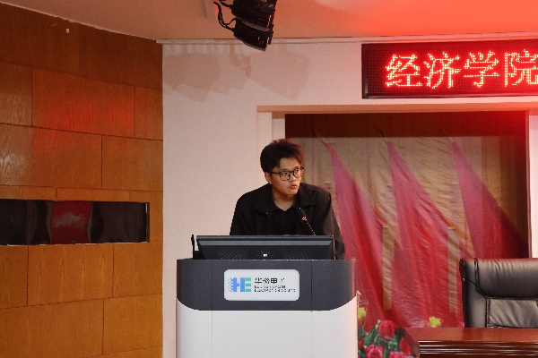 經濟學院2026級迎新志愿者服務培訓順利開展