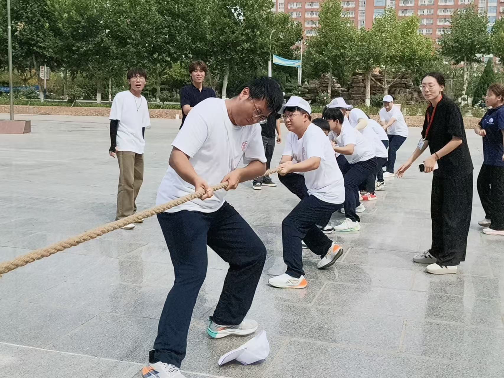 躬行體驗悟管理 以協作啟新程丨管理科學與工程學院開展2026級新生體驗式入學教育