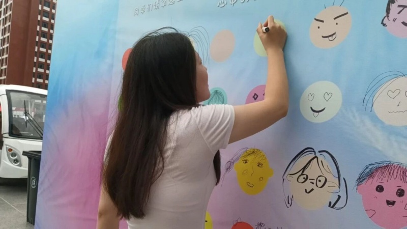 【青春綻放 學(xué)苑風(fēng)采】以心迎新啟新程 智繪信工新風(fēng)采——保定理工學(xué)院信息科學(xué)與工程學(xué)院圓滿完成2026級迎新工作