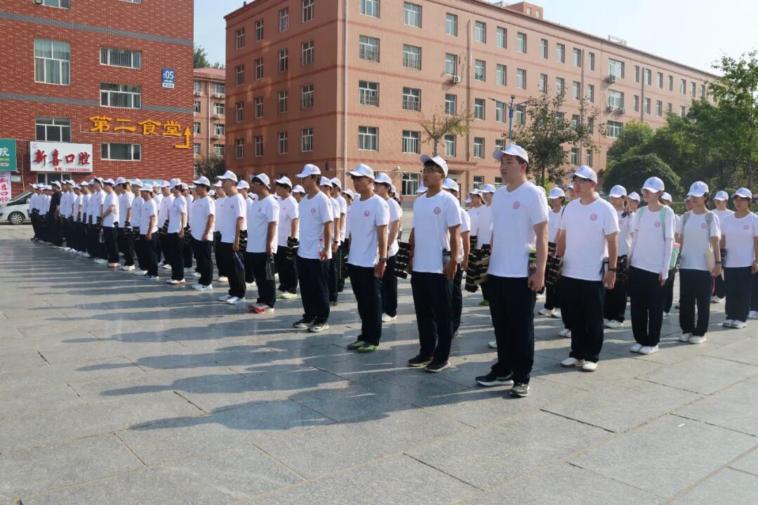 歷練青春，教官心聲——經濟學院軍訓教官專訪·第一期